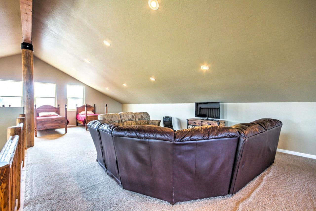 Rustic Bryce Canyon Home With Deck On Sevier River! 哈奇 外观 照片